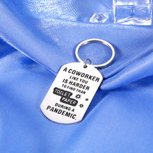 Load image into Gallery viewer, Xmas Gifts for Coworkers Funny Keychain Christmas Gifts for Colleagues Male Thank You Gifts Farewell Gifts for Friend Woman Birthday Going Away Gift for Coworker Leaving Gifts Appreciation Gifts
