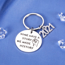 Load image into Gallery viewer, Inspirational Graduation Gifts for Women Men 2021 Keychain for Coworker Retirement Employee Appreciation Present for Him Her Teenage Girls Friends Back to School Gift for Birthday Coming of Age