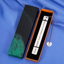 Load image into Gallery viewer, Boss Day Gifts for Men Leaders Bookmark Boss Lady Gifts for Women Mentor Supervisor PM New Boss Gifts for Birthday New Job Promotion Present from Coworkers Retirement Gifts Farewell Holiday Gifts