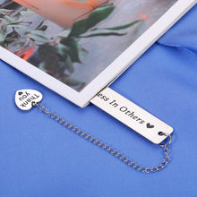 Load image into Gallery viewer, Boss Day Gifts for Men Leaders Bookmark Boss Lady Gifts for Women Mentor Supervisor PM New Boss Gifts for Birthday New Job Promotion Present from Coworkers Retirement Gifts Farewell Holiday Gifts