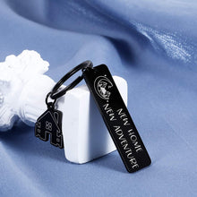 Load image into Gallery viewer, New Home KeyChain First Time Rental House Congrats Housewarming Thanksgiving Gift New Adventure for Moving in Homeowner Client Buyer Graduate Kid Neighbor Lover Christmas Valentines Day