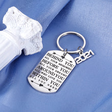 Load image into Gallery viewer, Graduation Gifts Keychains for Women 2021 Graduation Gifts for Him Teen Boy Gifts for Friends Female Inspirational Gifts for Men Graduation Gifts for Her Birthday Gifts for Teen Girls Coming of Age