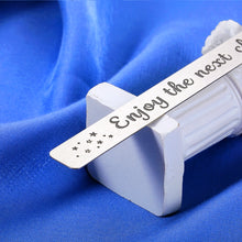 Load image into Gallery viewer, Christmas Presents Bookmarks for Book Lovers Class of 2023 Graduation Gifts for Her Him Retirement Gifts for Women Men Son Adult Daughter Gift from Mom Dad Birthday Gift Office Gifts for Coworkers