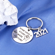 Load image into Gallery viewer, Inspirational Graduation Gifts for Women Men 2021 Keychain for Coworker Retirement Employee Appreciation Present for Him Her Teenage Girls Friends Back to School Gift for Birthday Coming of Age
