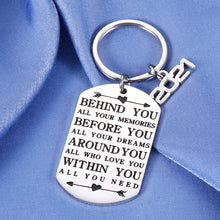 Load image into Gallery viewer, Graduation Gifts Keychains for Women 2021 Graduation Gifts for Him Teen Boy Gifts for Friends Female Inspirational Gifts for Men Graduation Gifts for Her Birthday Gifts for Teen Girls Coming of Age
