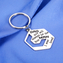 Load image into Gallery viewer, Fathers Day Present for Dad Birthday Gifts Keychain Dad Gifts from Daughter Wedding Day Father of The Bride Gifts for Daddy Papa Padre Poppy Grandpa Gifts from Kids Son New Dad Gifts for Men Him
